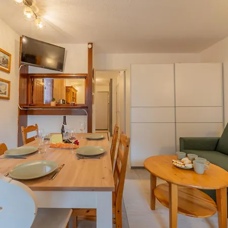 Sud - Jonquilles 001 - Happy Apartment *