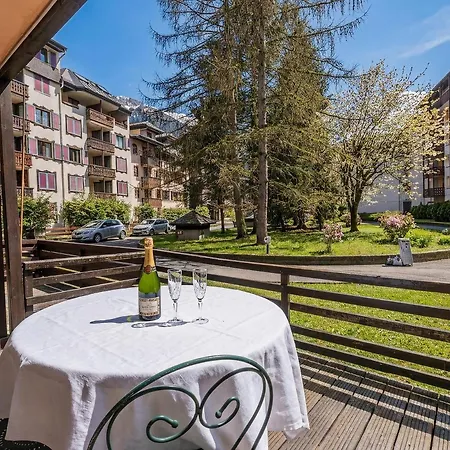Cham Sud Jonquilles 001 - Happy Rentals Apartament